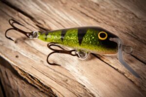 EM9  "Glitter perch"